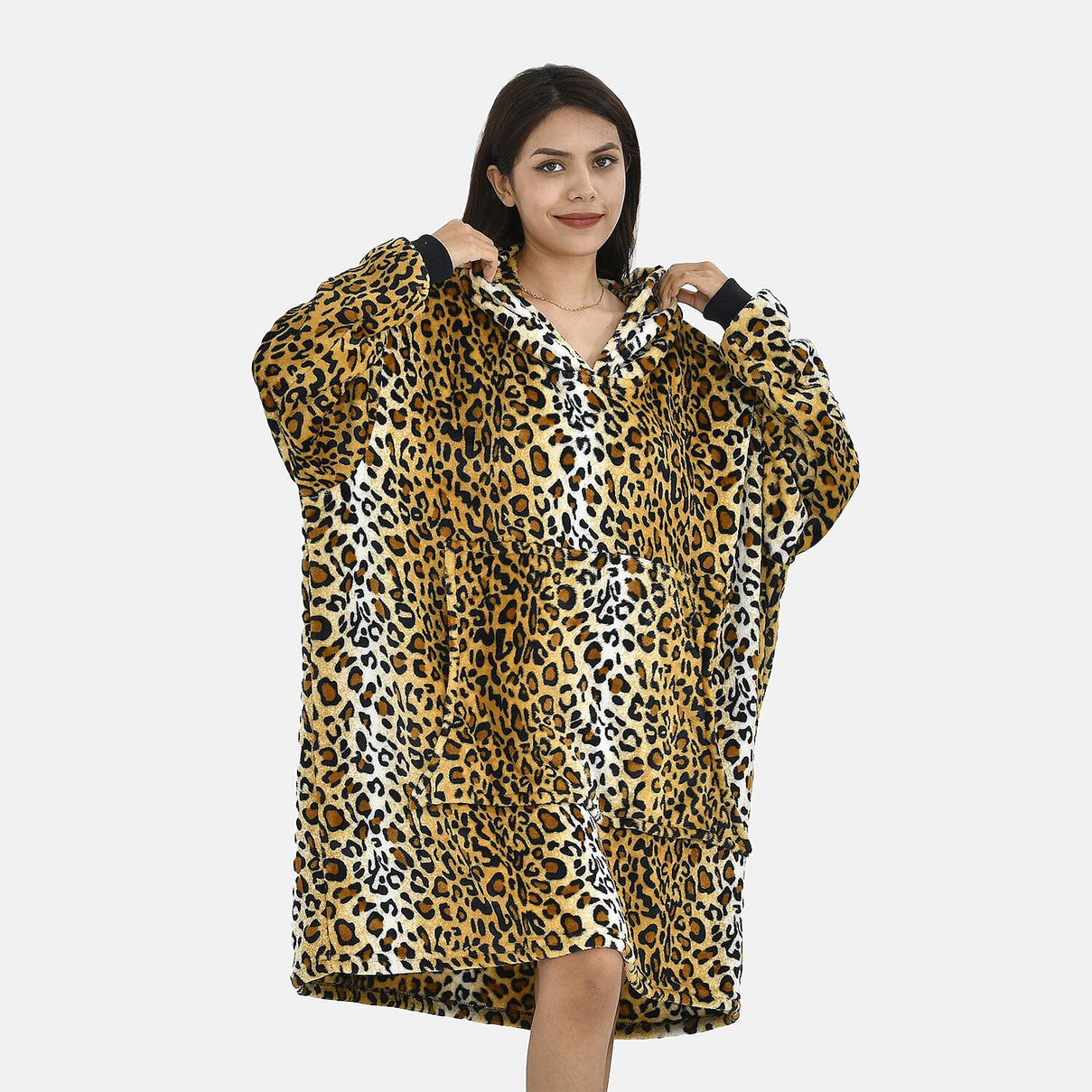 Leopard Pattern Flannel Oversized Hoodie with a Giant Pocket (One Size) - Black 7214657 0