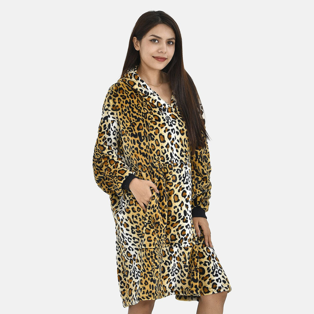 Leopard Pattern Flannel Oversized Hoodie with a Giant Pocket (One Size) - Black 7214657 5