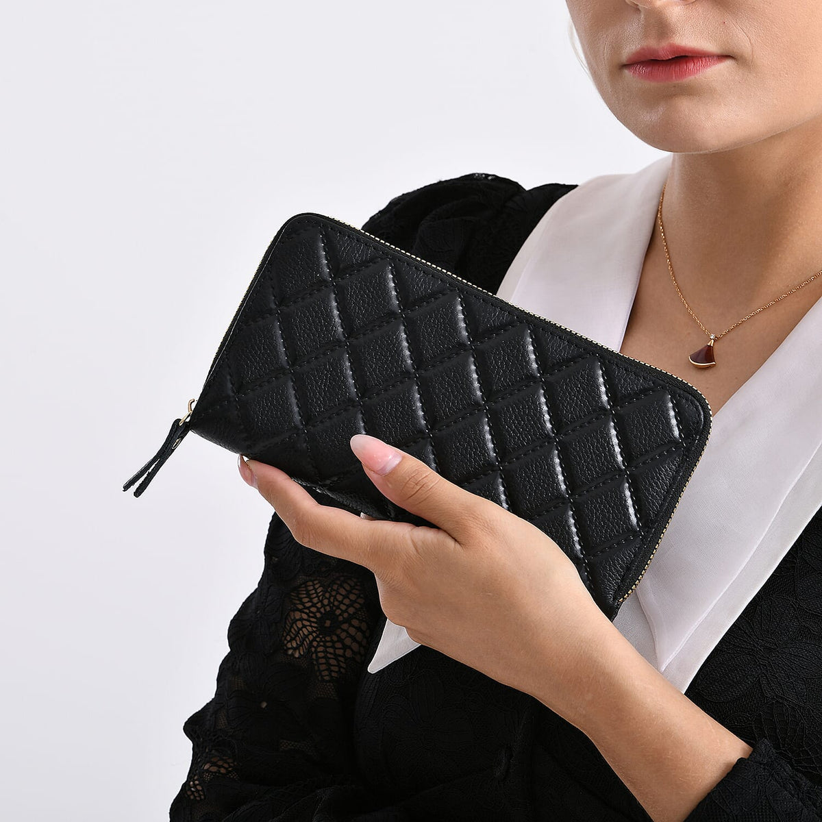 Closeout Deal - Genuine Leather Rhombus Pattern Embossed Wallet with RFID Protection 7230662 4
