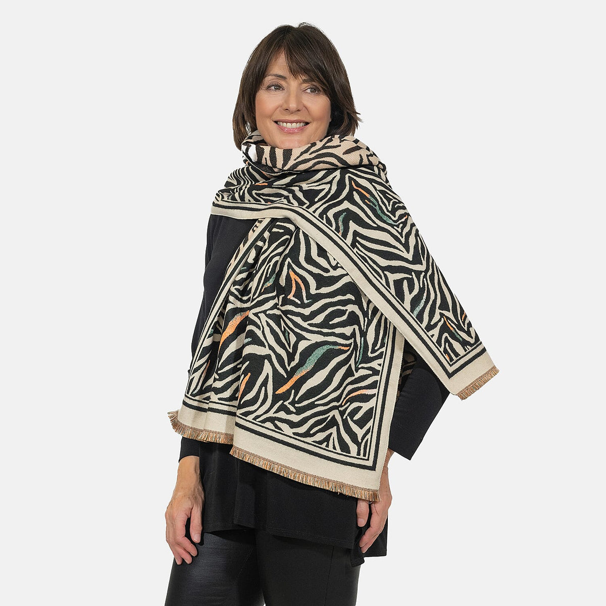Closeout Deal - Printed Winter Shawl 7551298 3