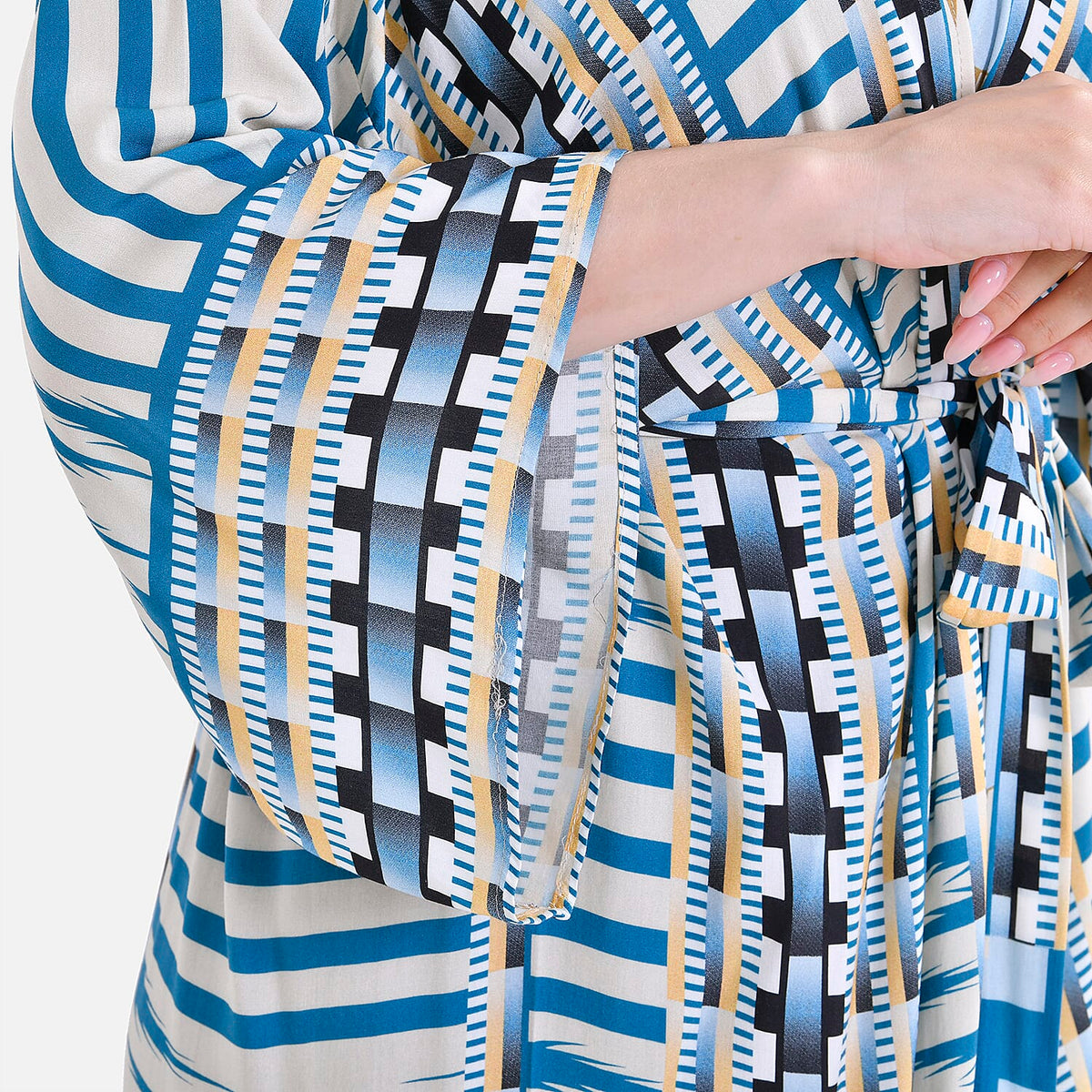 Closeout Deal: Stylish Long Sleeve Blue Geometric Print Long Kimono - Blue V32528325 6
