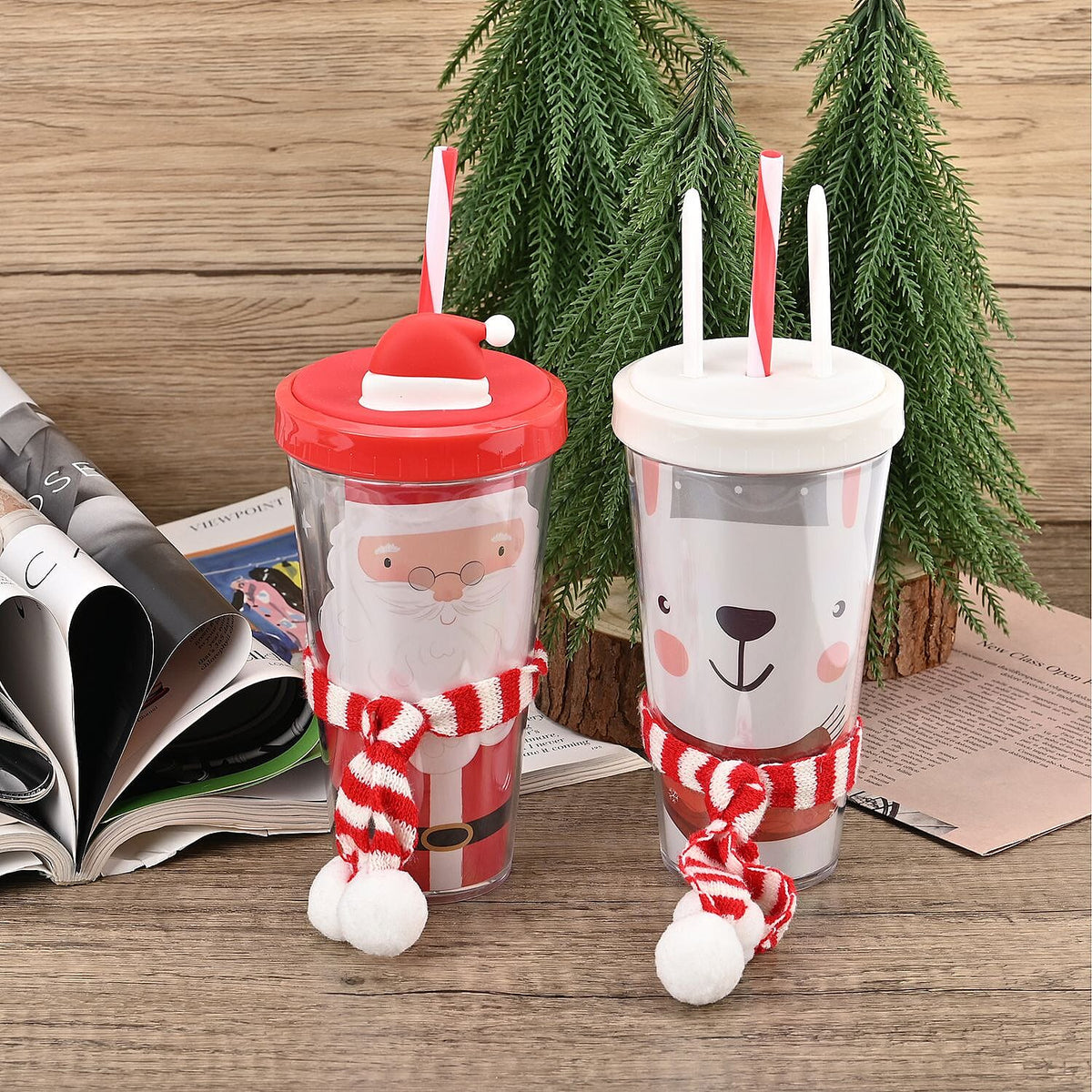 Set of 2 Christmas Mugs with Lids and Straws 7617414 1