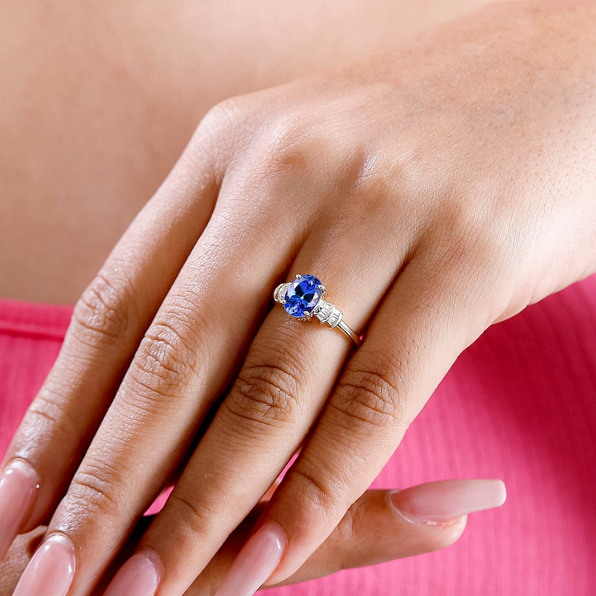 9K Yellow Gold Tanzanite and White Diamond Ring 1.85 ct 7967100 2