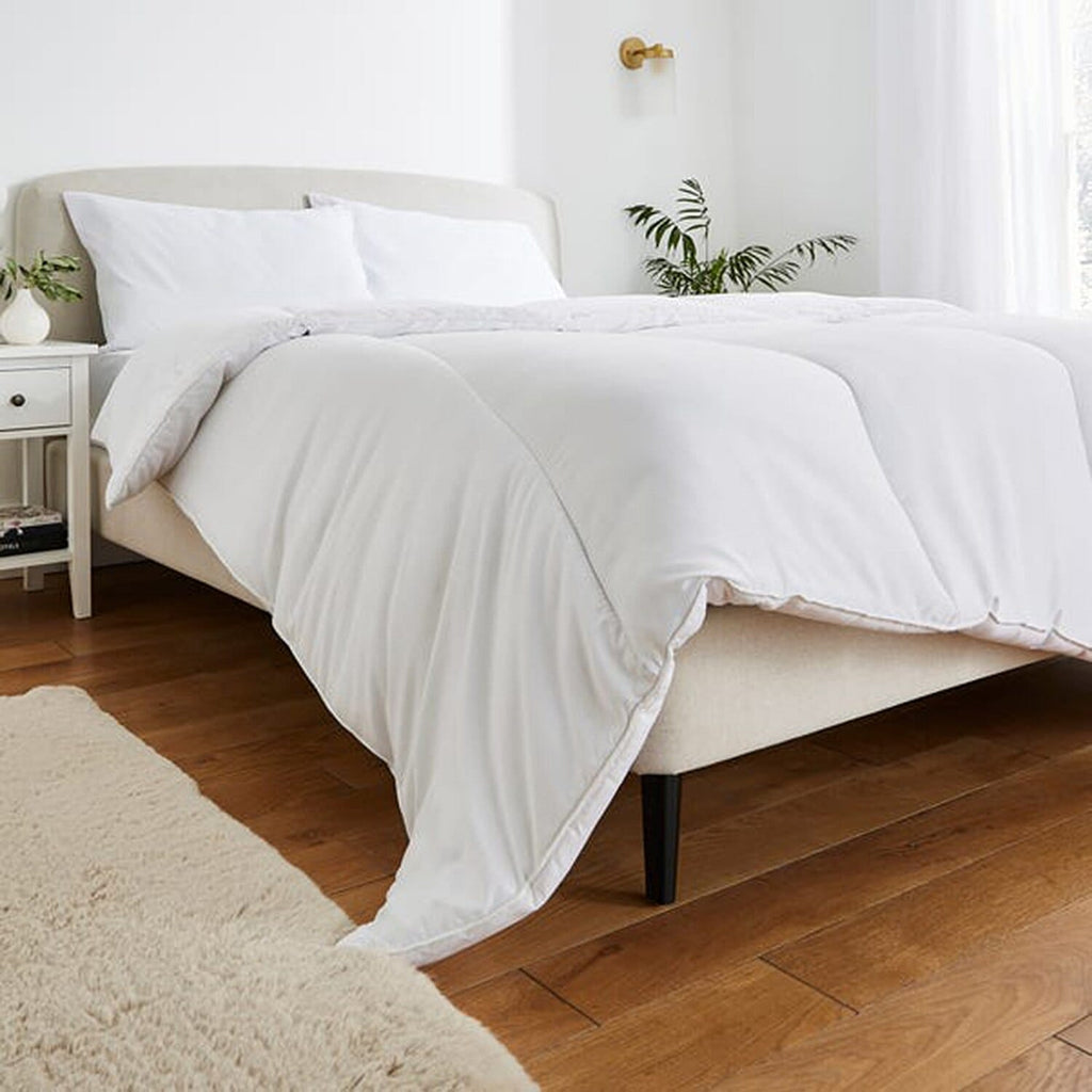 Winter Weight 13.5 Tog Microfibre Duvet with Virgin Hollowfibre Fill Double