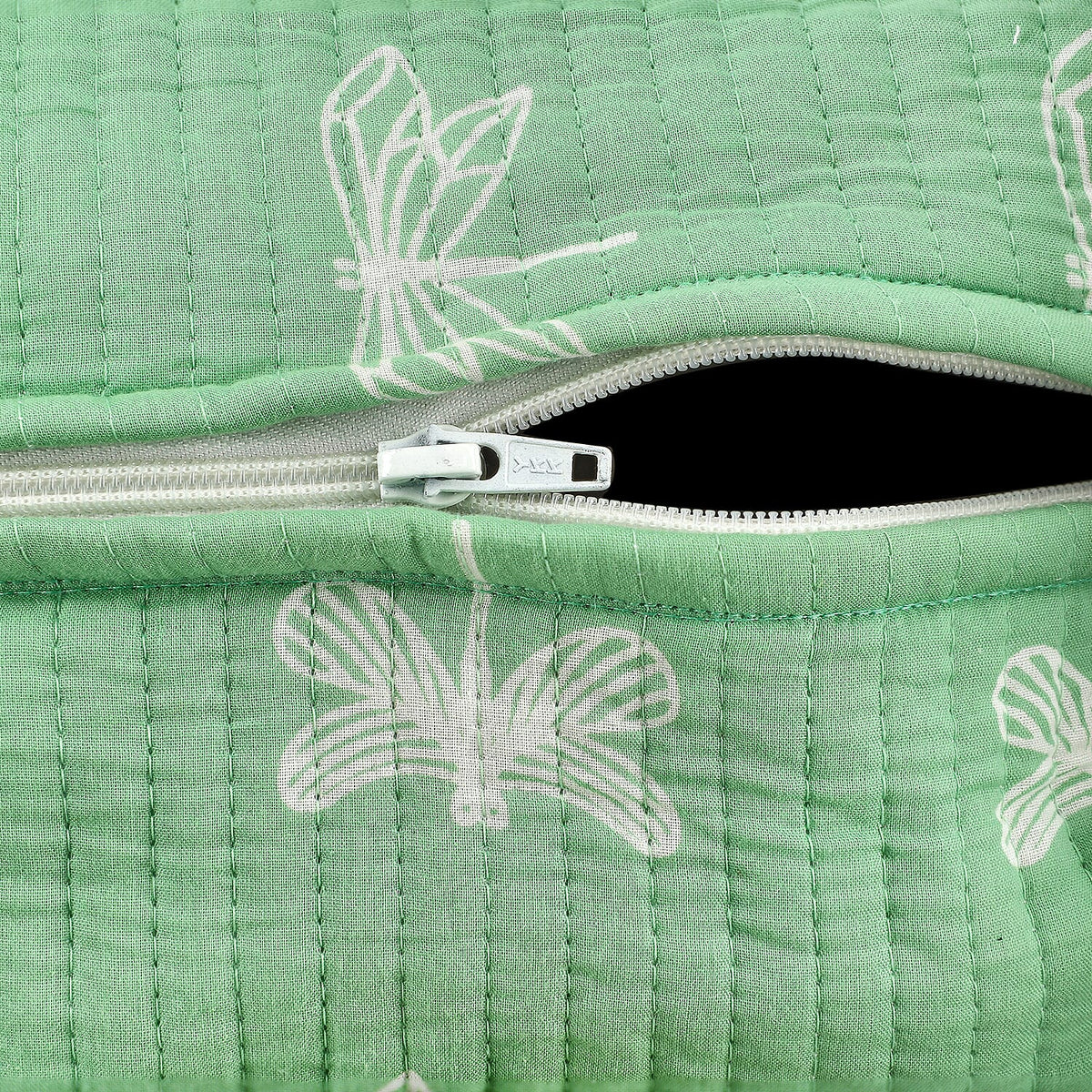 Set of 4 - Cotton Quilted Cosmetic and Toiletry Bag 8085527 6