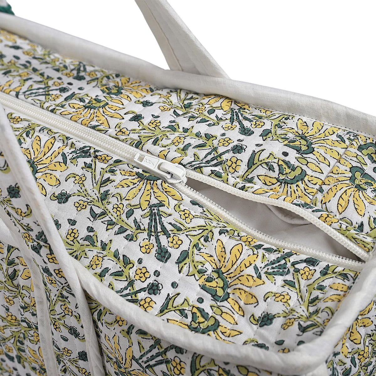 Quilted Fabric Flower Pattern Tote Bag with Zipper Closure - White, Yellow &amp; Green 8086081 7