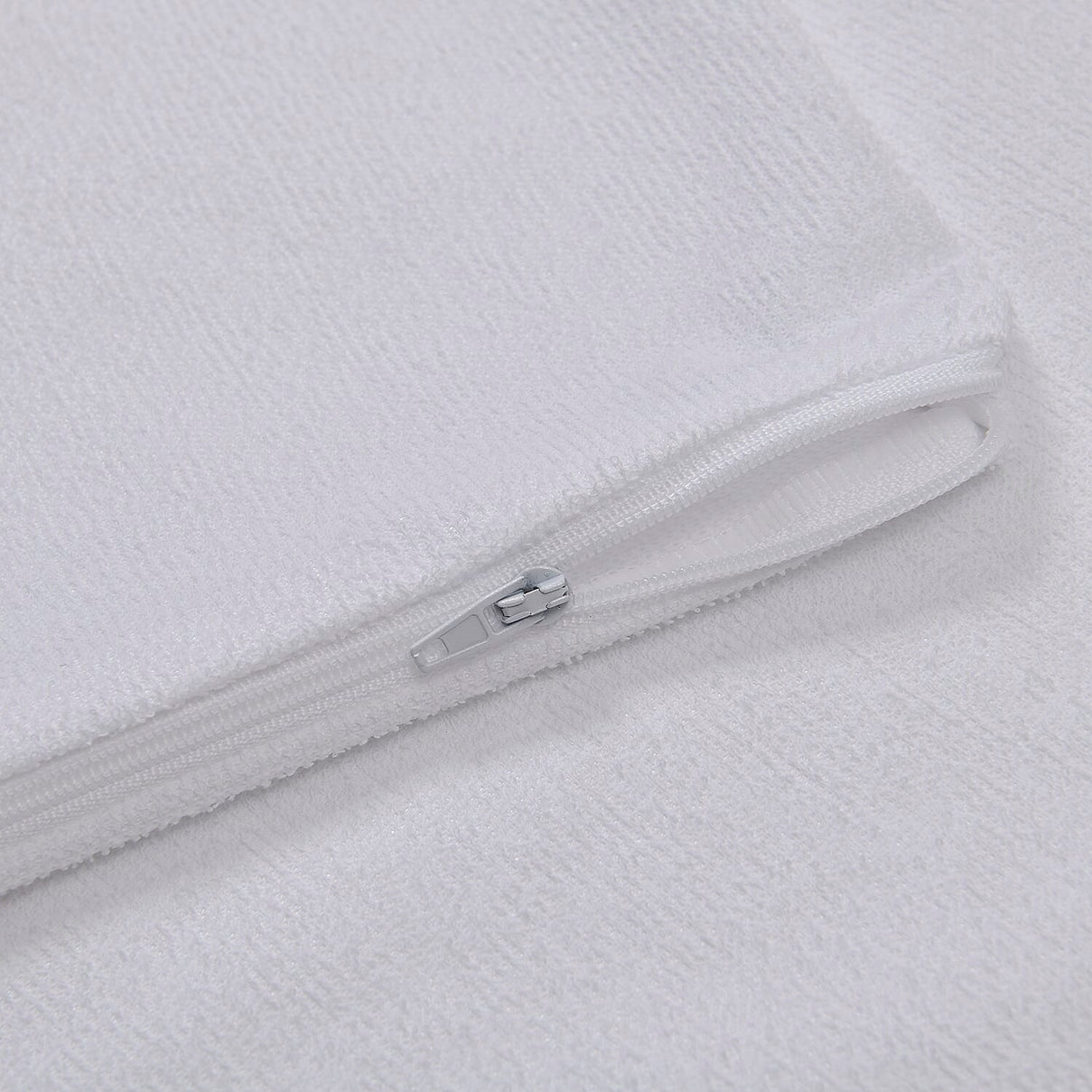 Cotton Terry Waterproof Pillowcase with Zipper Closure 7832130 5