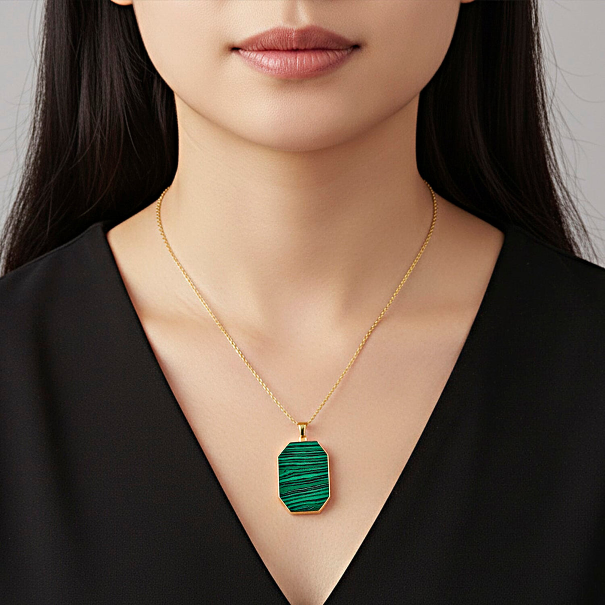 Malachite Solitaire Pendant with Chain (Size 20-2 Ext) 20.00 Ct.(36x25) 4426066 3