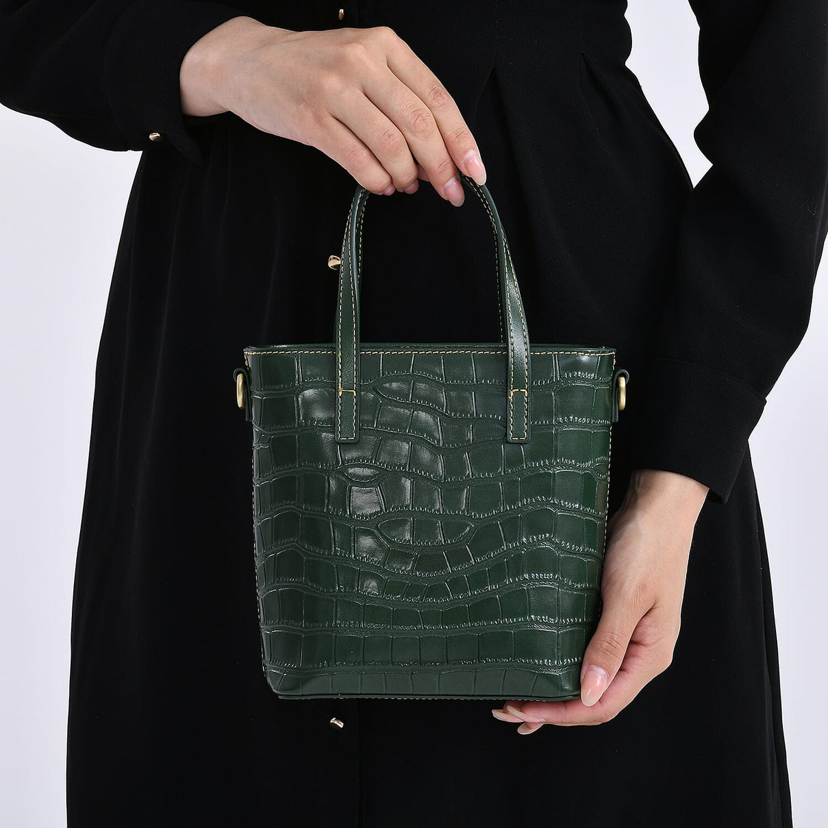 Crocodile Embossed Genuine Leather Crossbody Bag With Adjustable Shoulder Strap - Green 8129776 3