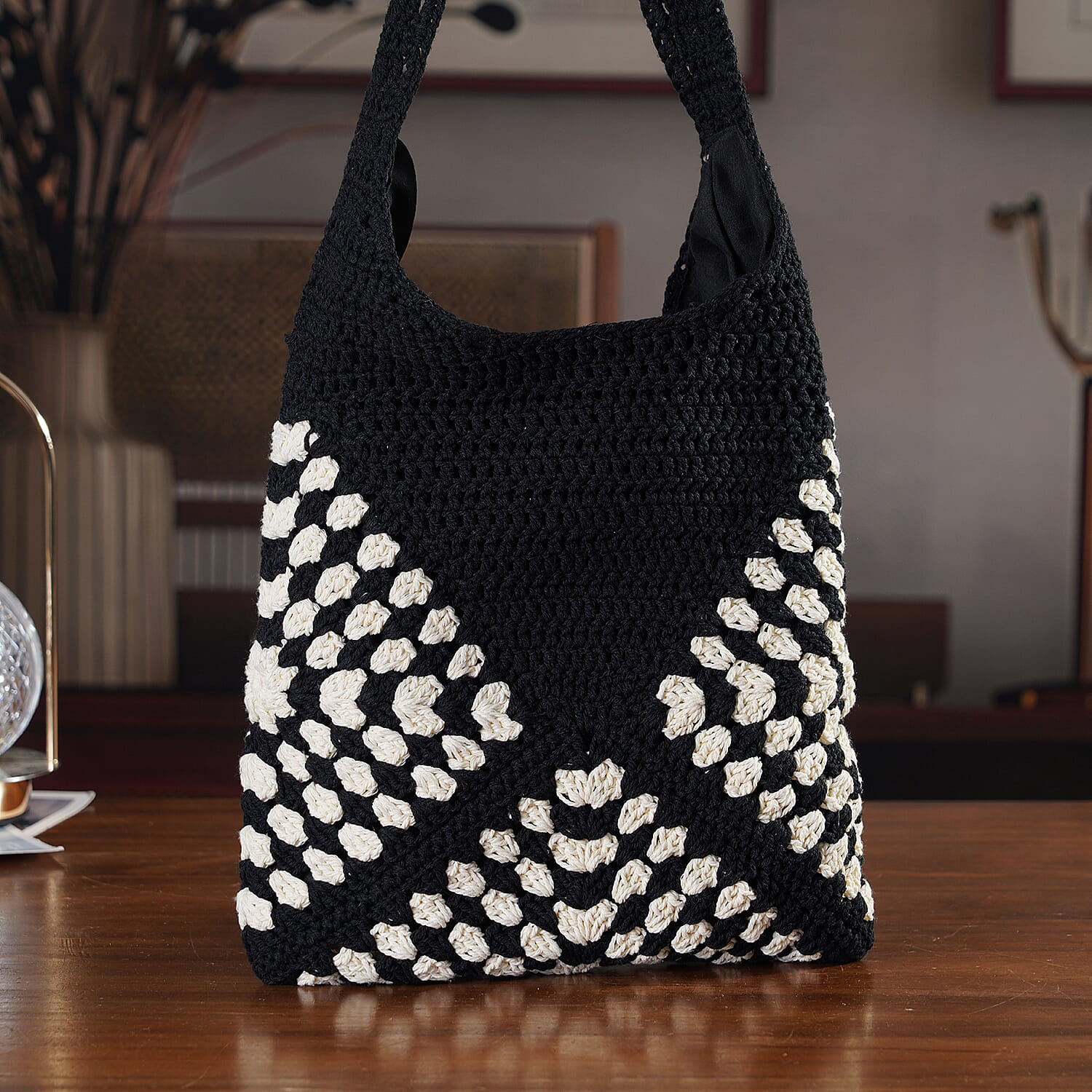 Granny Square Pattern Crochet Slouchy Tote Bag - Black White V32513182 2