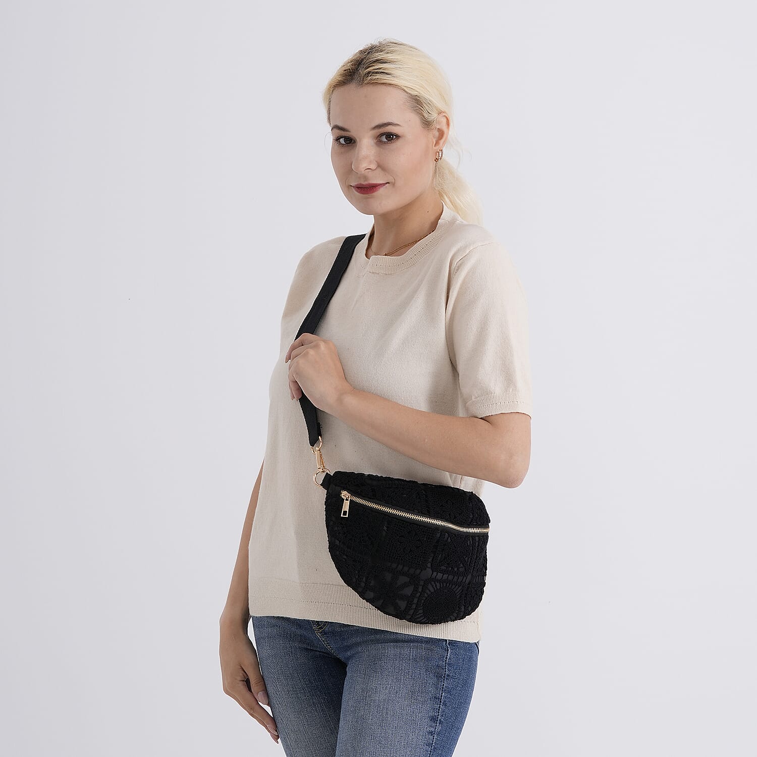 Crochet Crescent Sling Bag with Adjustable Strap - Black V32527490 2