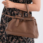 Vicenza 2025 Autumn-Winter Collection - Genuine Leather Belt-detail Crossbody Bag with Detachable Shoulder Strap - Brown
