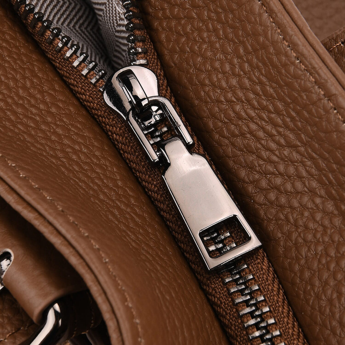 Genuine Leather Belt-detail Crossbody Bag with Detachable Shoulder Strap - Brown 8158439 7