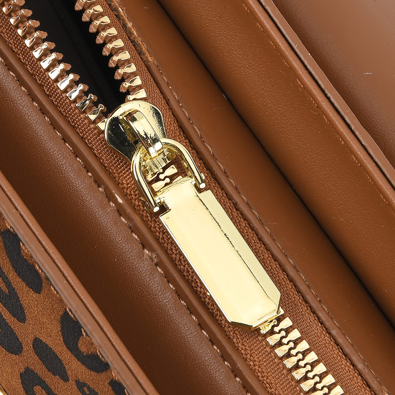Designer Inspired - Convertible Clutch &amp; Baguette Shoulder Bag with Chain Strap - Light Brown V32523029 8