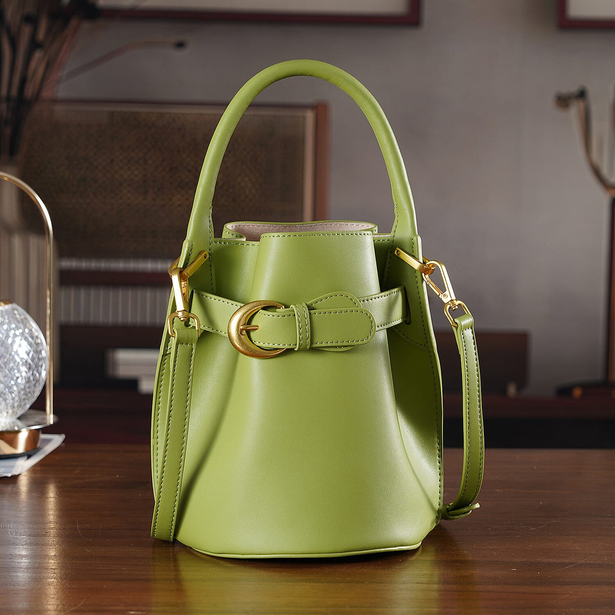 Designer Inspired Finest Italian Leather Bucket Bag with Internal Drawstring Pouch &amp; Shoulder Strap - Green 8479761 2
