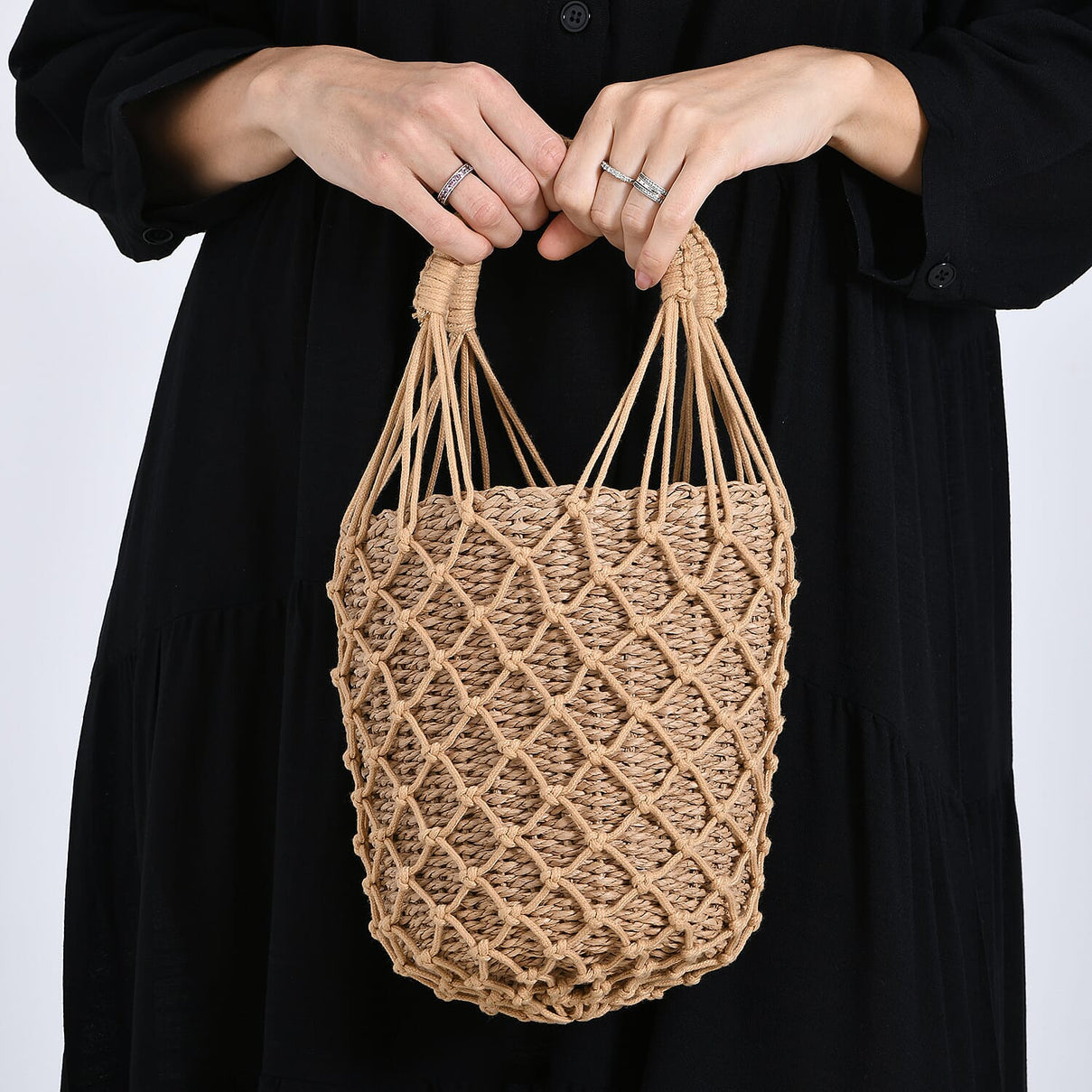 Bohemian Style Fishnet Bucket Bag - Khaki V32512928 3
