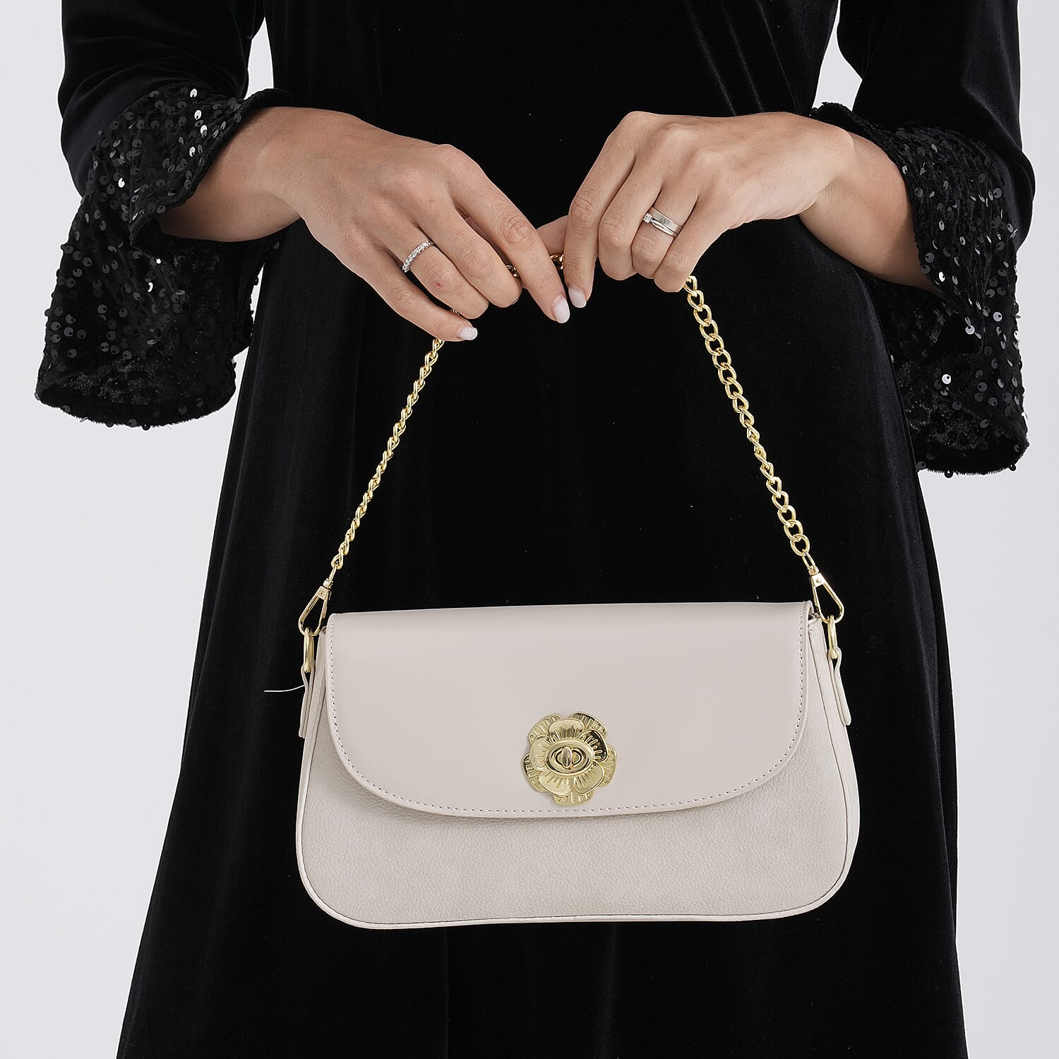 Designer Inspired - Convertible Clutch &amp; Baguette Shoulder Bag with Chain Strap - Off White V32523033 4