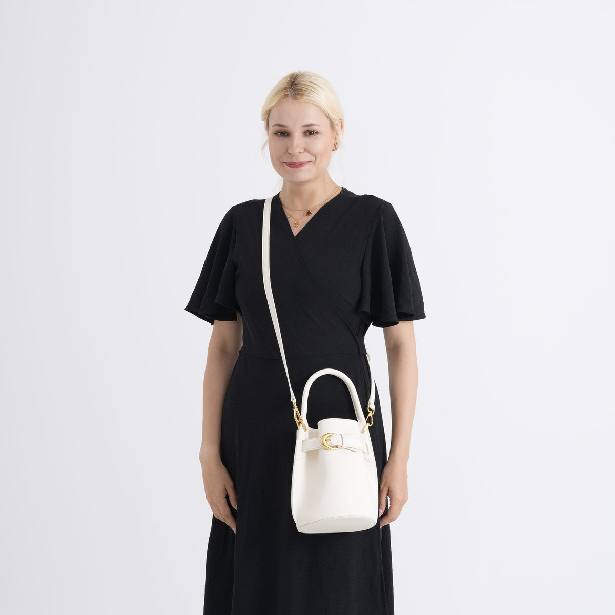 Designer Inspired Finest Italian Leather Bucket Bag with Internal Drawstring Pouch &amp; Shoulder Strap - Off White 8479760 3