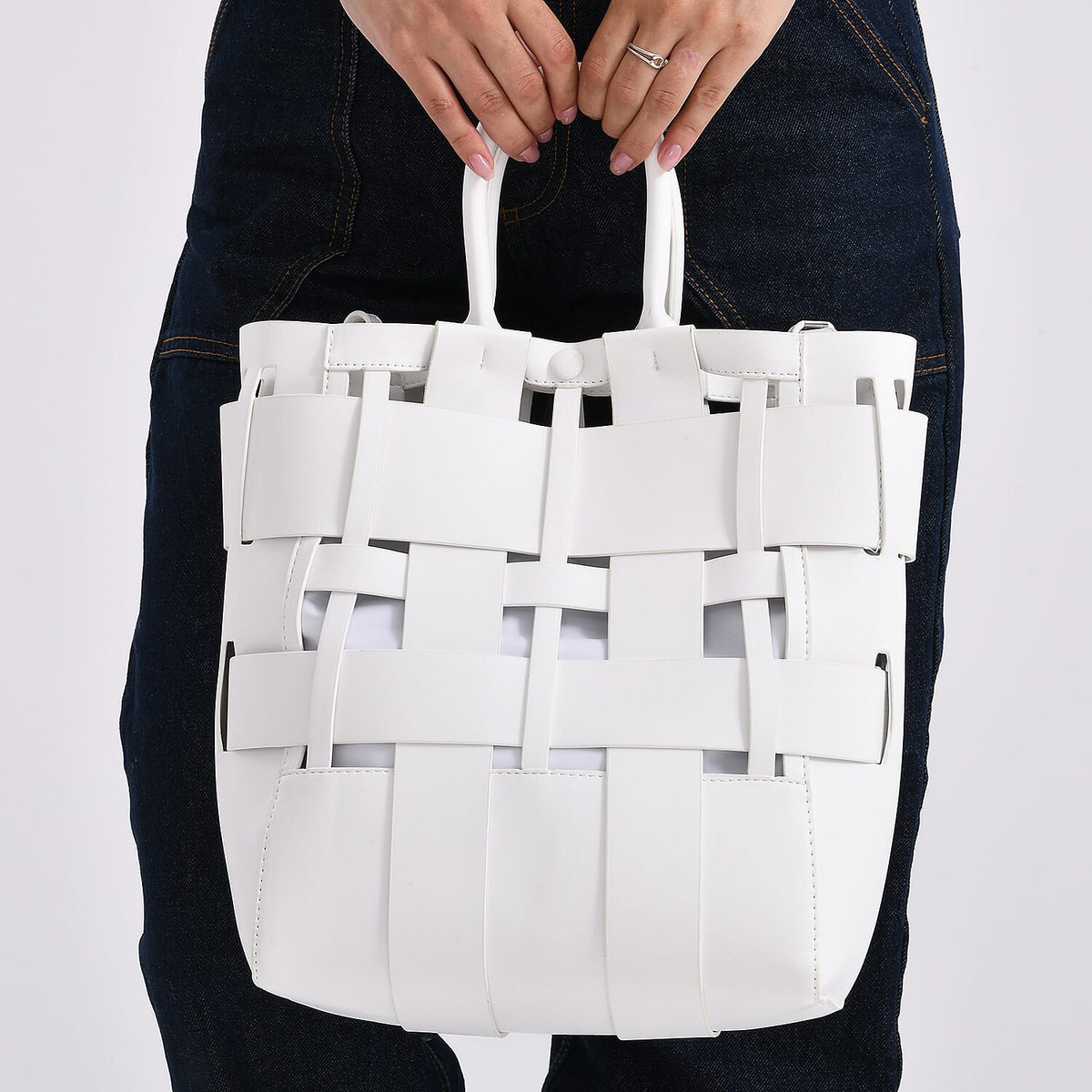 Crossbody Bag (Size - One Size) - White &amp; Gold V32644619 3