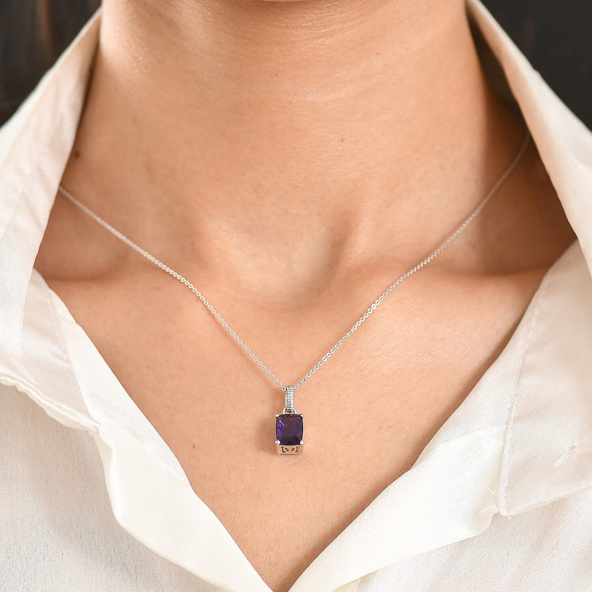 D'Joy - AAA African Amethyst Solitaire Pendant with Chain (Size 20) in Platinum Overlay Sterling Silver 2.23 Ct. V32513292 2