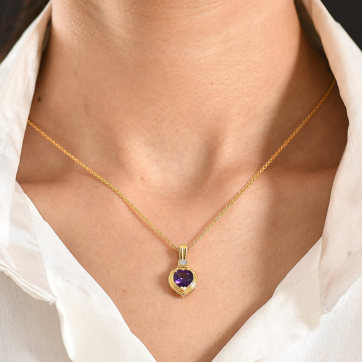 D'Joy - AAA African Amethyst &amp; White Zircon Solitaire Pendant in Yellow Gold Plated Sterling Silver with Chain (Size 20) 1.65 Ct. 4455057 2