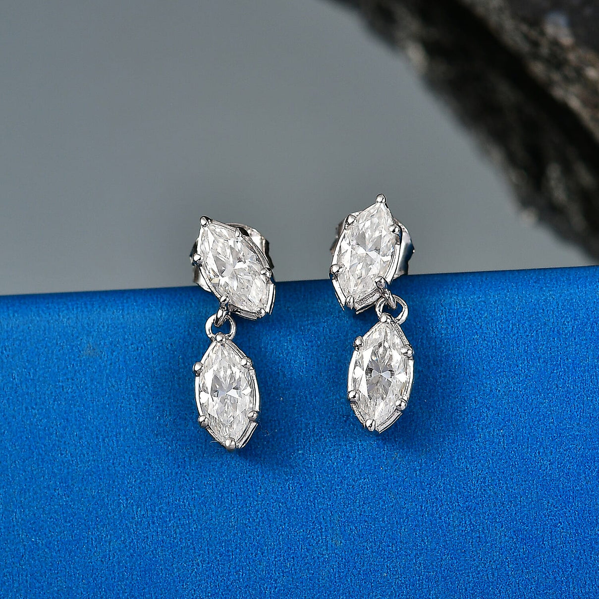 D'Joy - Moissanite Dangling Earring with Push Back in Platinum Overlay Sterling Silver 2.00 Ct 8556018 3