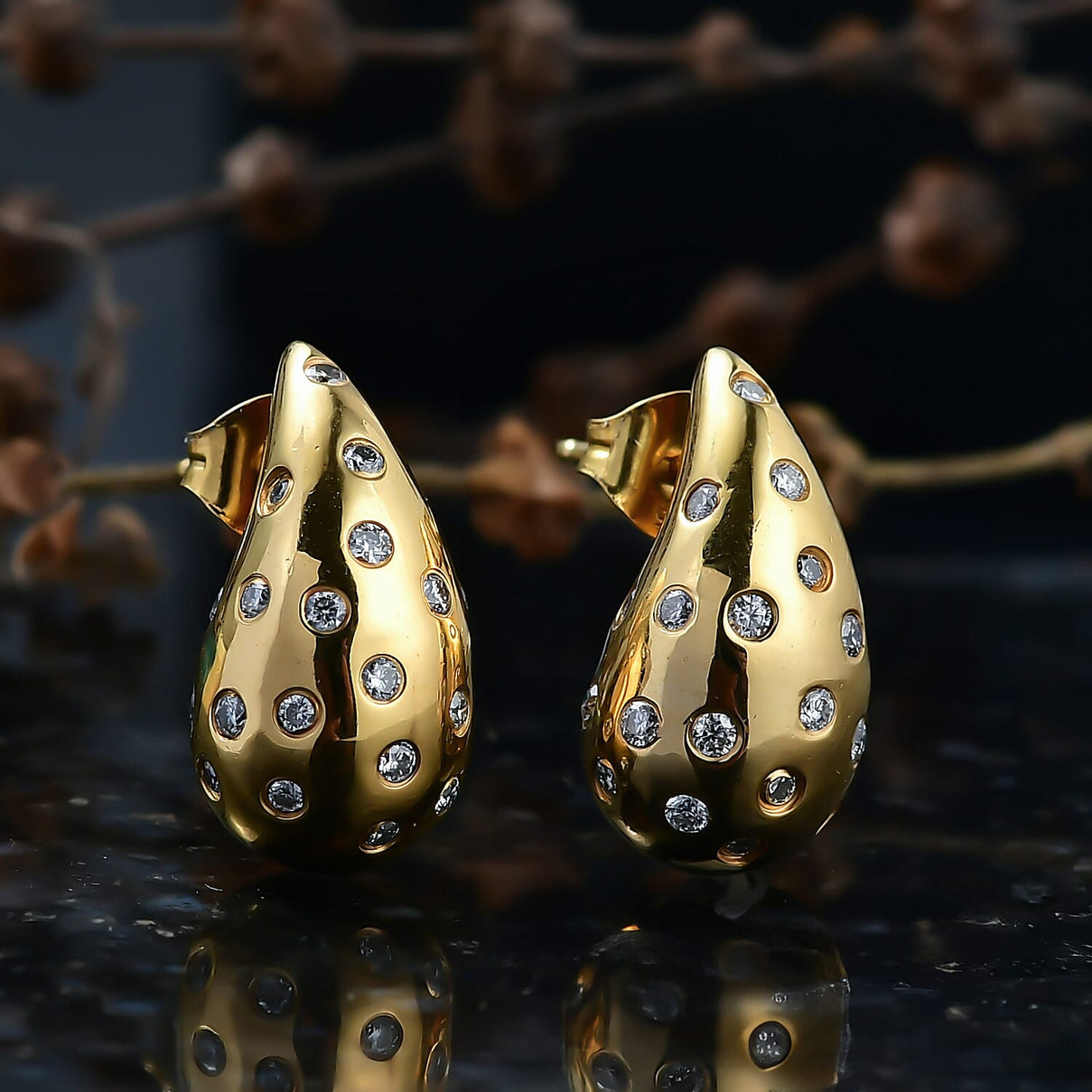 D'joy Moissanite Raindrop earring in 18K YG Vermeil Sterling Silver 8250601 2
