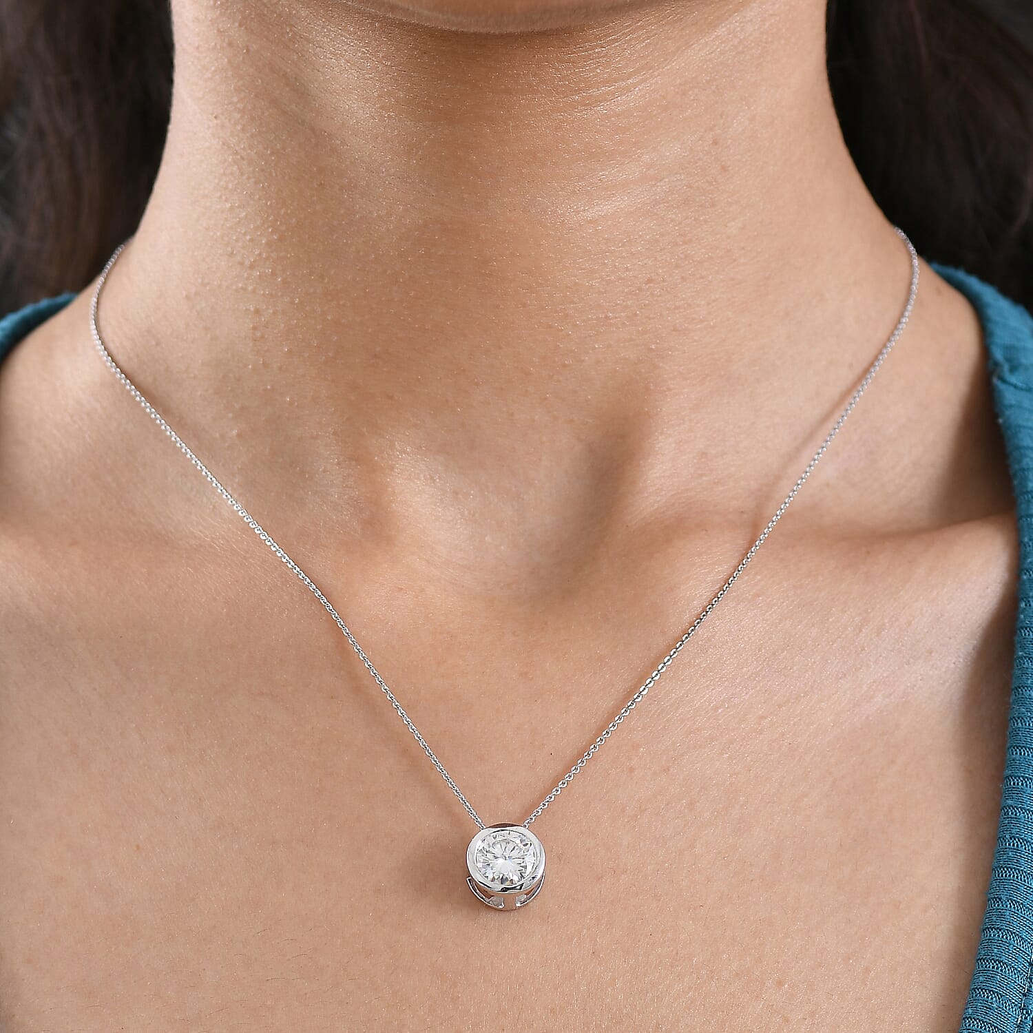 D'Joy Moissanite Solitaire Pendant with Chain (Size 20) in Platinum Overlay Sterling Silver 2.55 Ct. 4448989 3