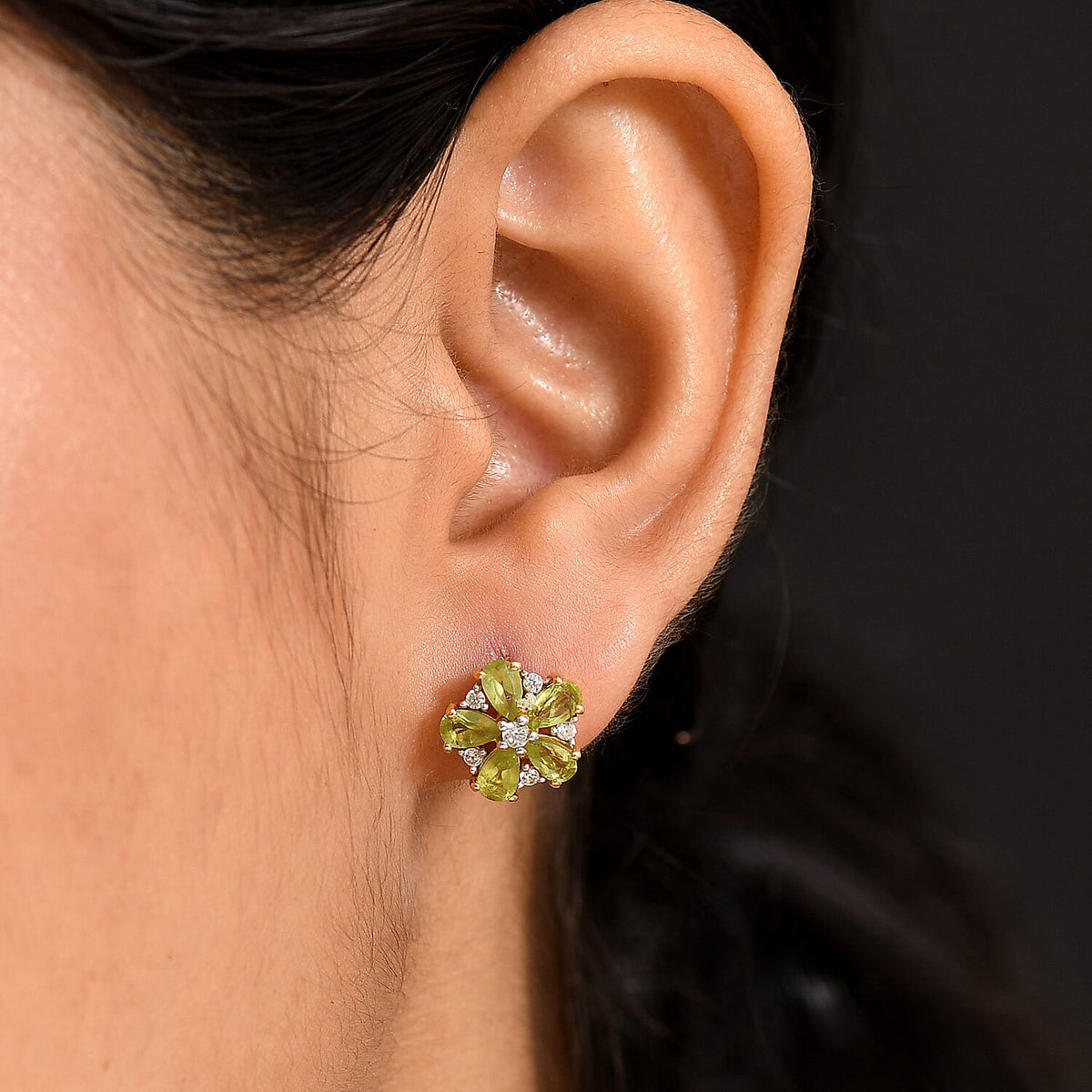 D'joy Natural Hebei Peridot &amp; White Zircon Solitaire Stud Push Post Meadow Bloom Earring in Yellow Gold Plating Sterling Silver 2.46 Ct. 8232679 3