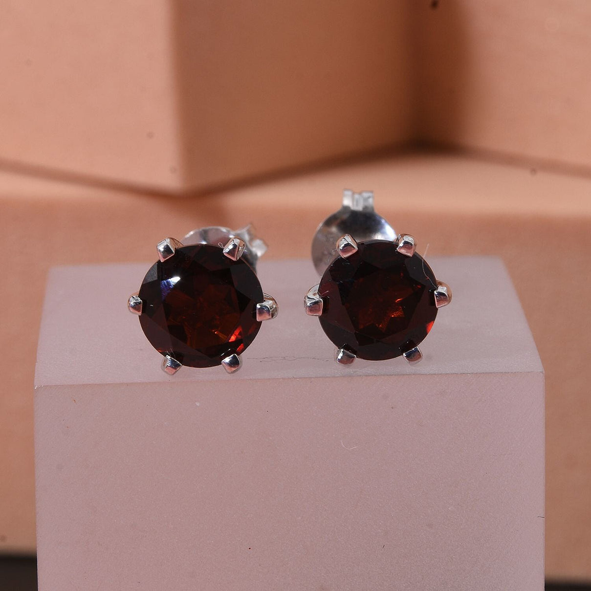 D'Joy Red Garnet Earring in Rhodium Overlay Sterling Silver 1.89 Ct. 8296288 1