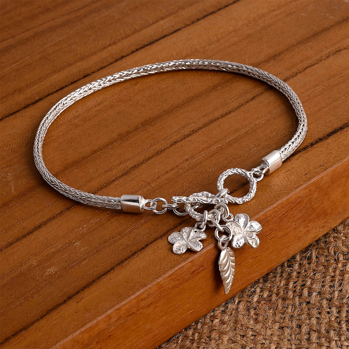 D'Joy Sterling Silver T-Bar Bracelet (Size 7.5-8), Silver Wt. 9.20 Gms. 8261232 1