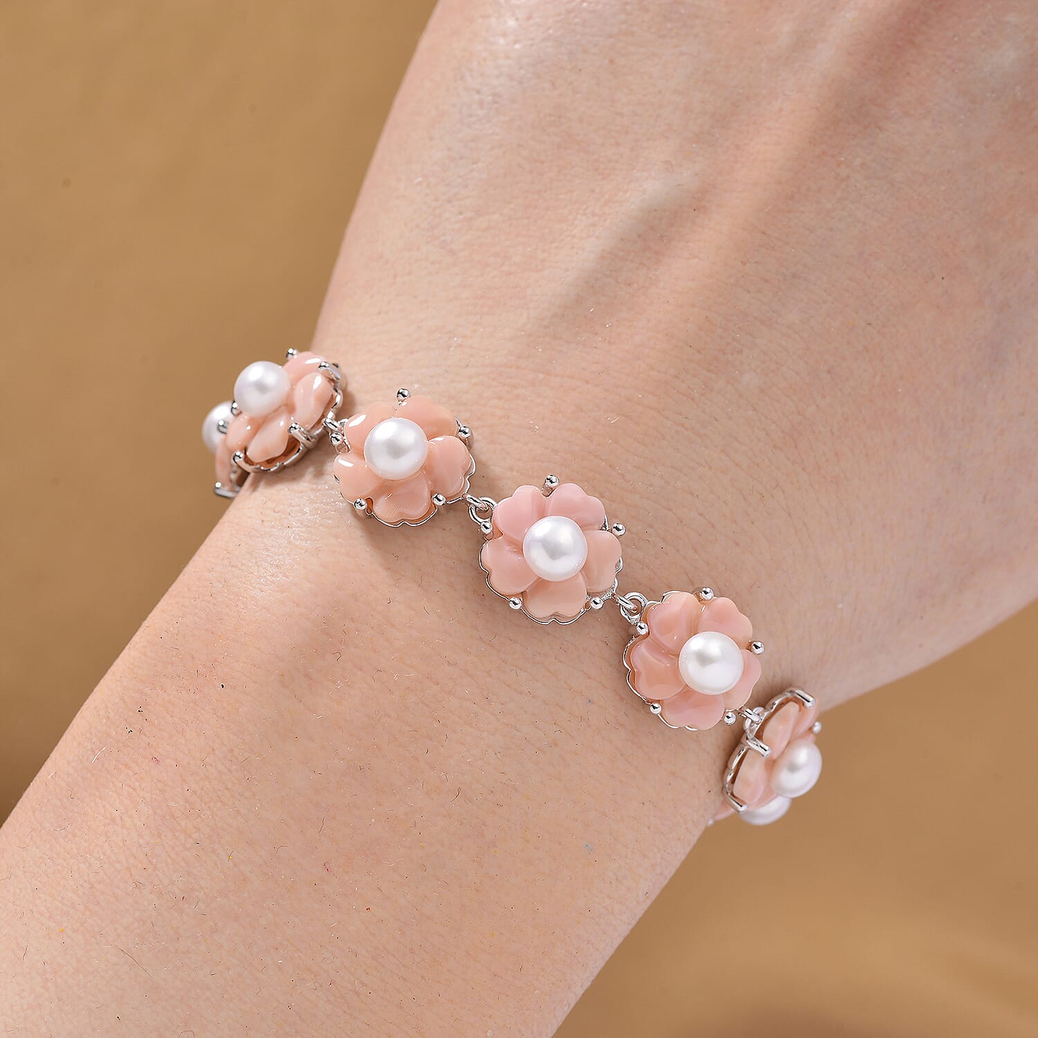Queen Conch Shell &amp; White Fresh Water Pearl Bracelet (Size 7) in Rhodium Overlay Sterling Silver 35.81 Ct, Silver Wt. 11.10 Gms. 8244981 2