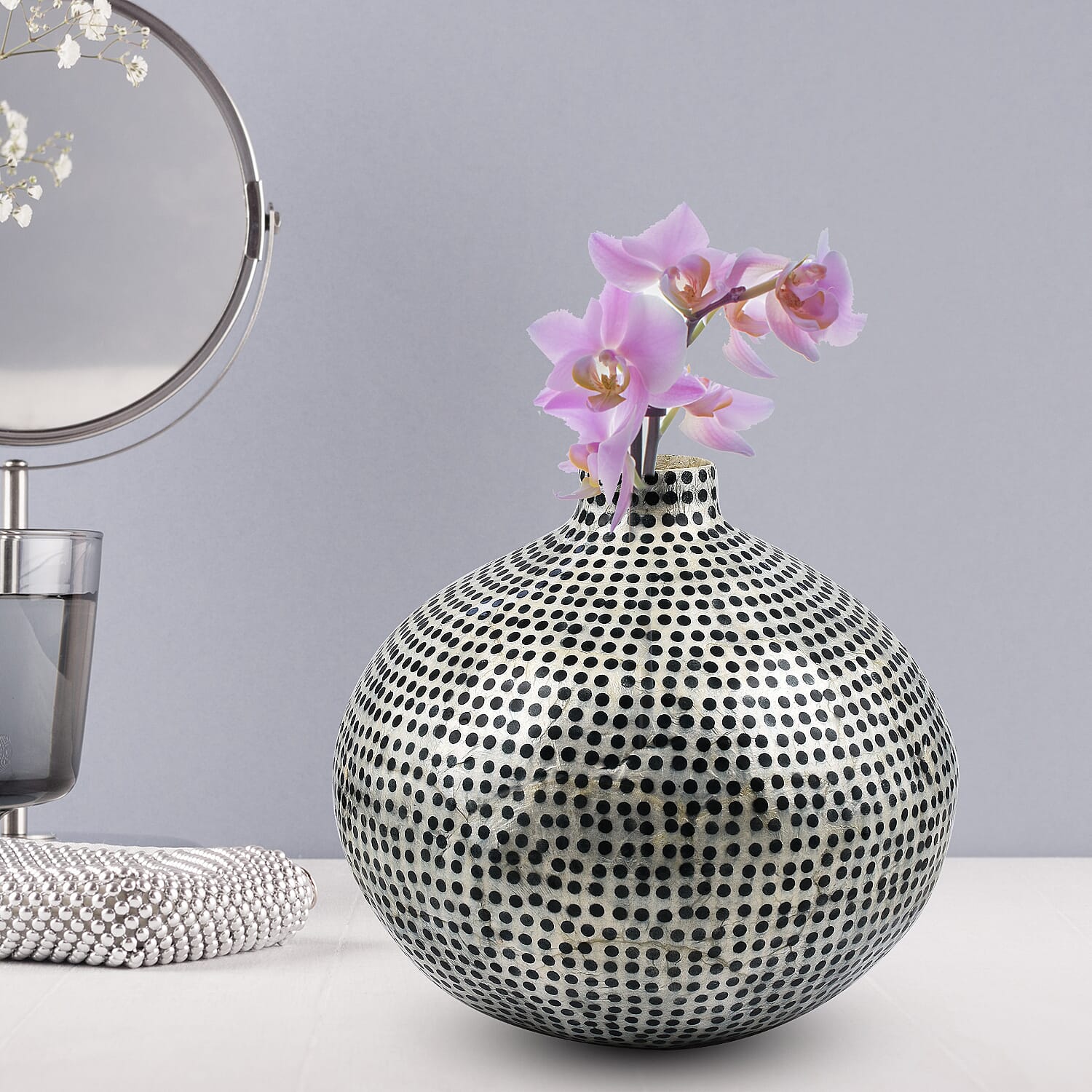100% Handmade Capiz Circular Round Vase - Blue and White 7126577 1