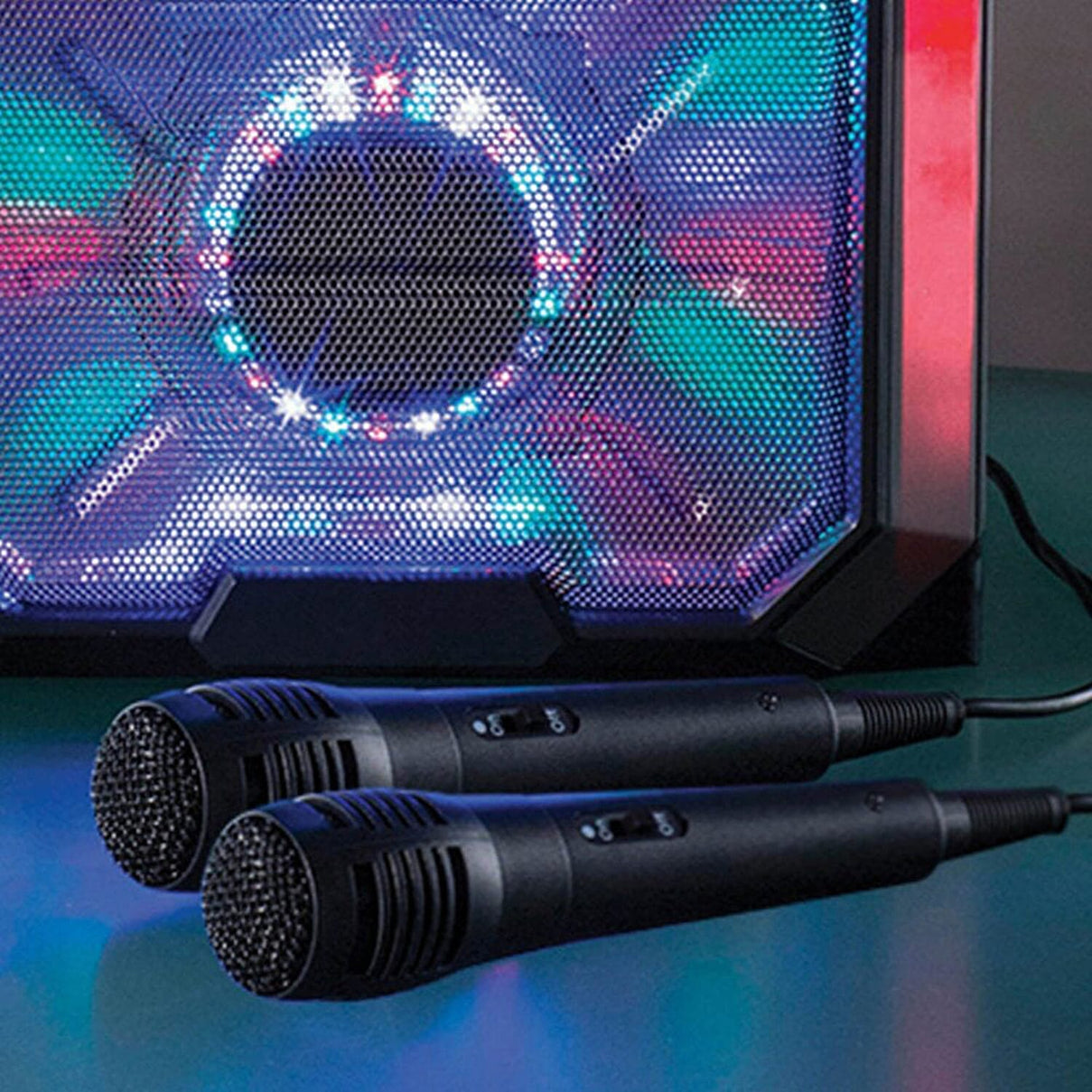 Daewoo Bluetooth Karaoke Machine with Built in 5 inch LED Light Display, 2 Mics, CD Player, 2 Karaoke CDs Included. 7844000 5