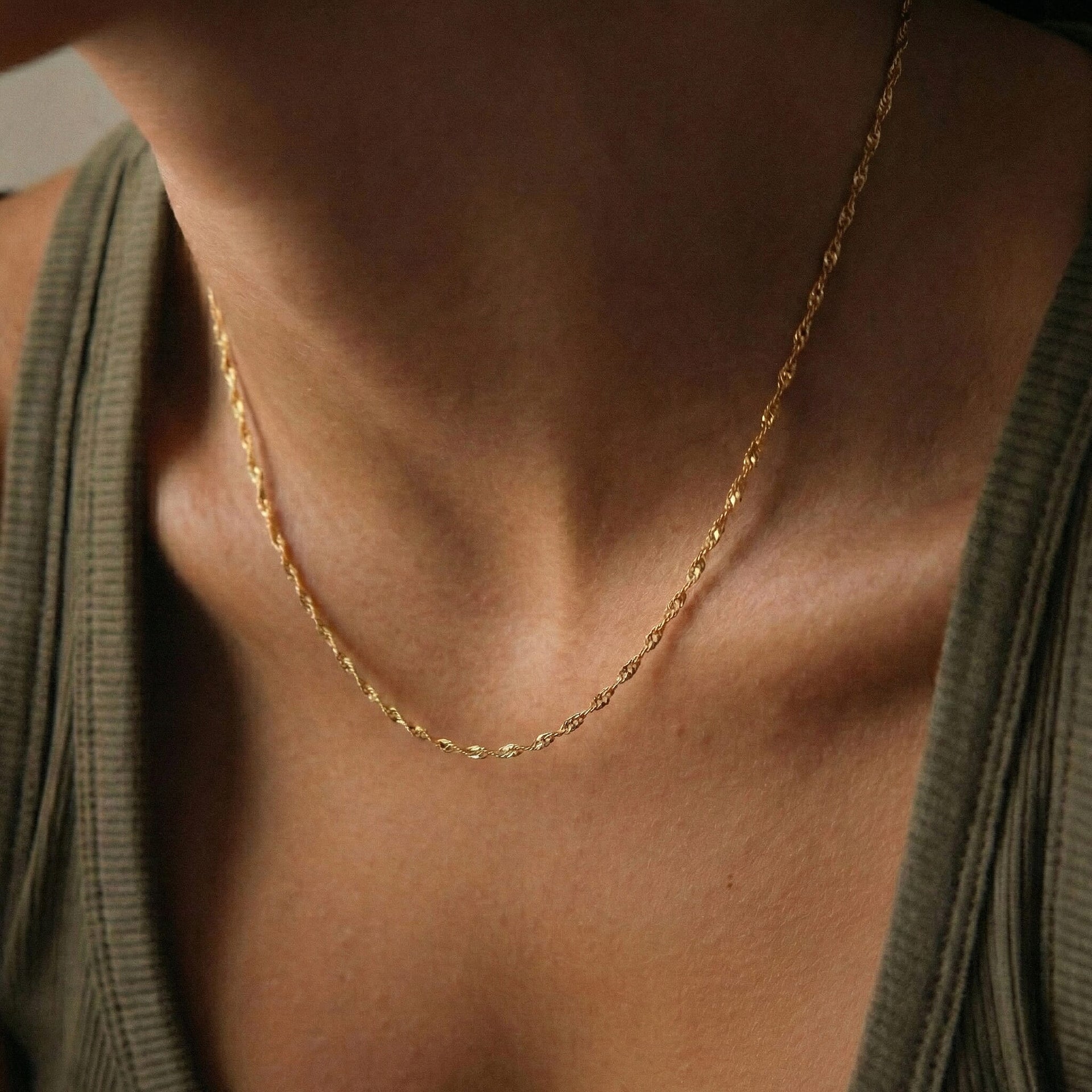 Diamond Cut Twist Curb Chain 16 Inch in 9K Yellow Gold 7576671 2
