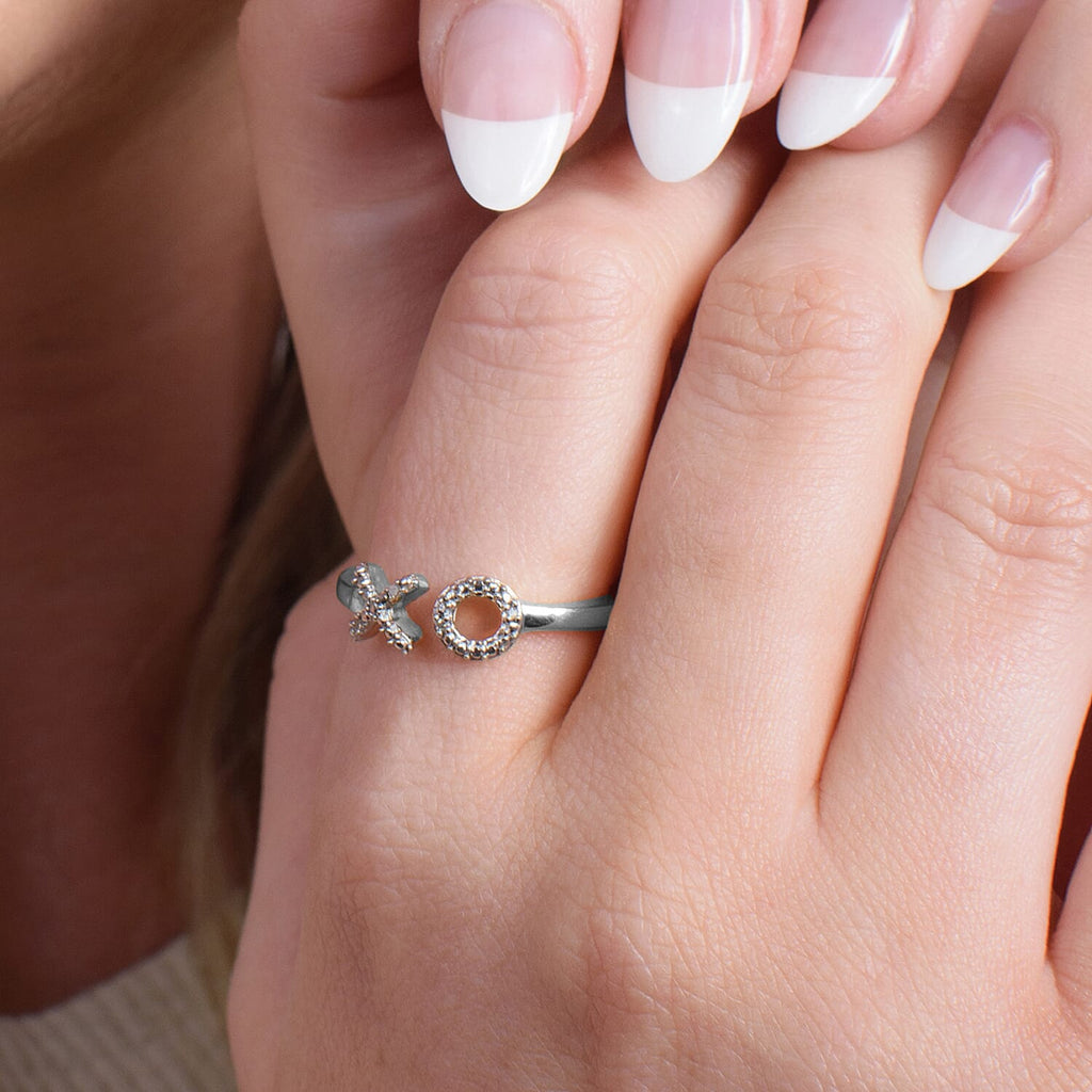 Diamond Hug and Kiss Ring in Platinum Overlay Sterling Silver