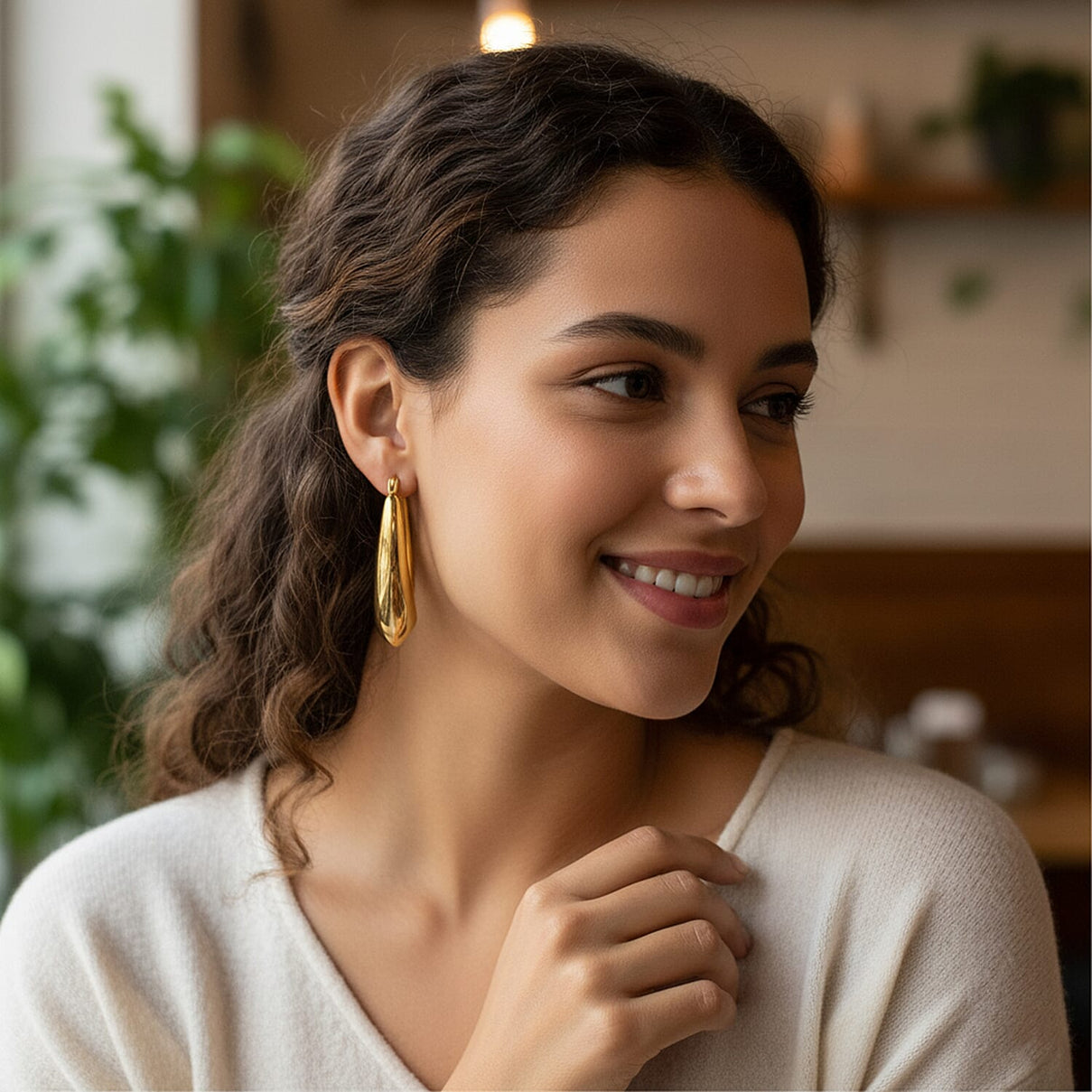 Earring with Clasp in Yellow Gold Plated 8205340 3