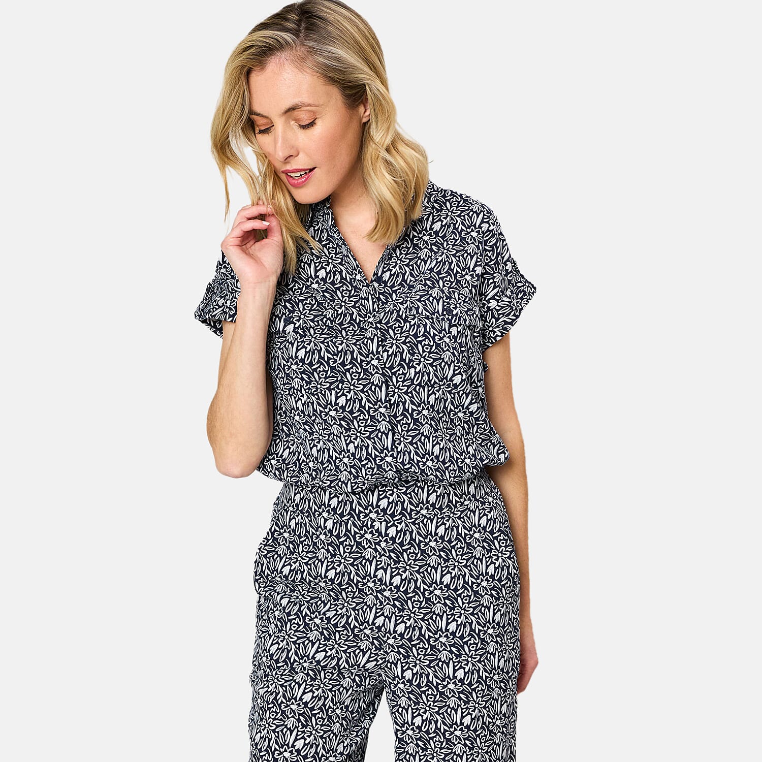 Emreco Roll Sleeve Relaxed Fit Print Blouse 7792900 2