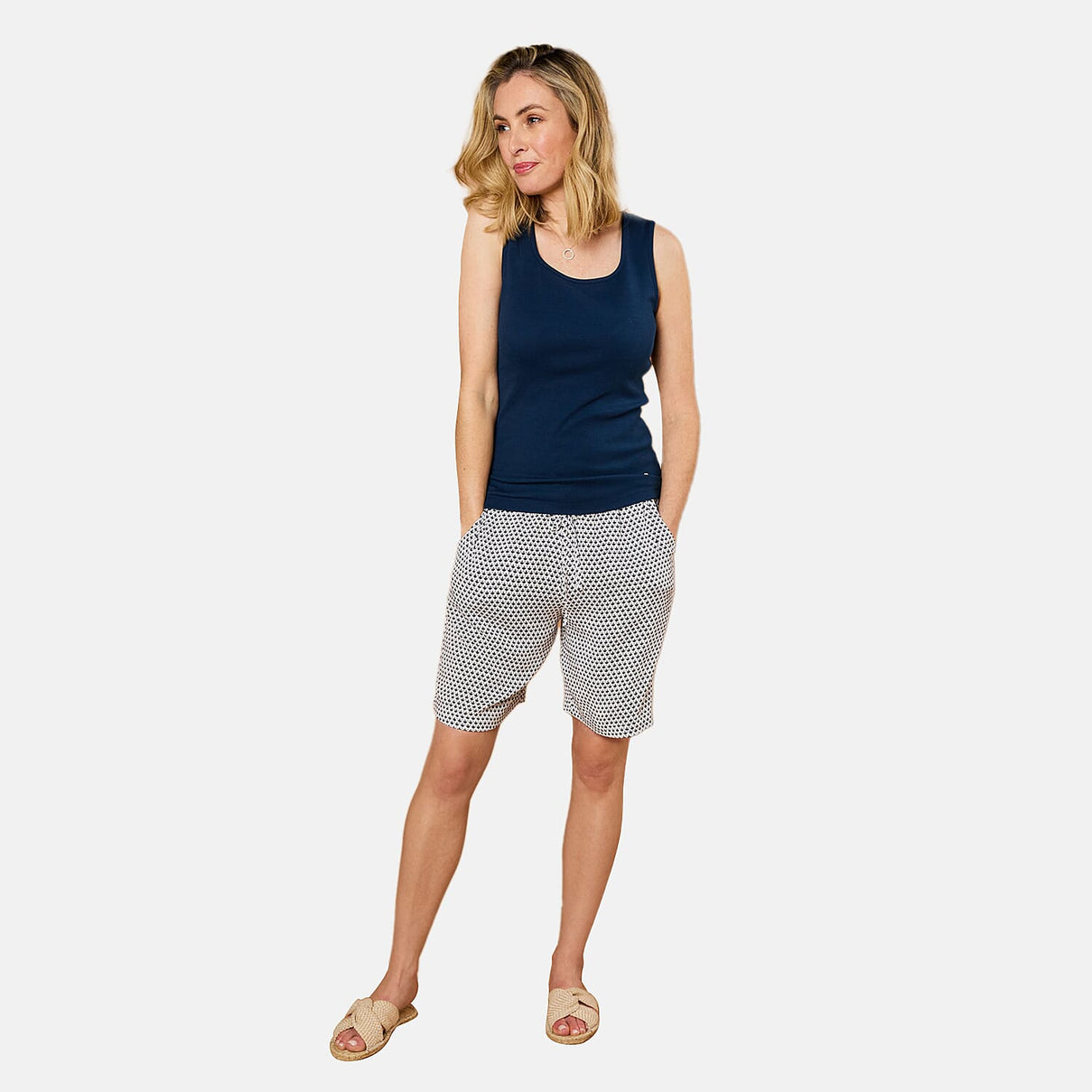 Emreco Elastic Waist Lightweight Shorts 7805789 1
