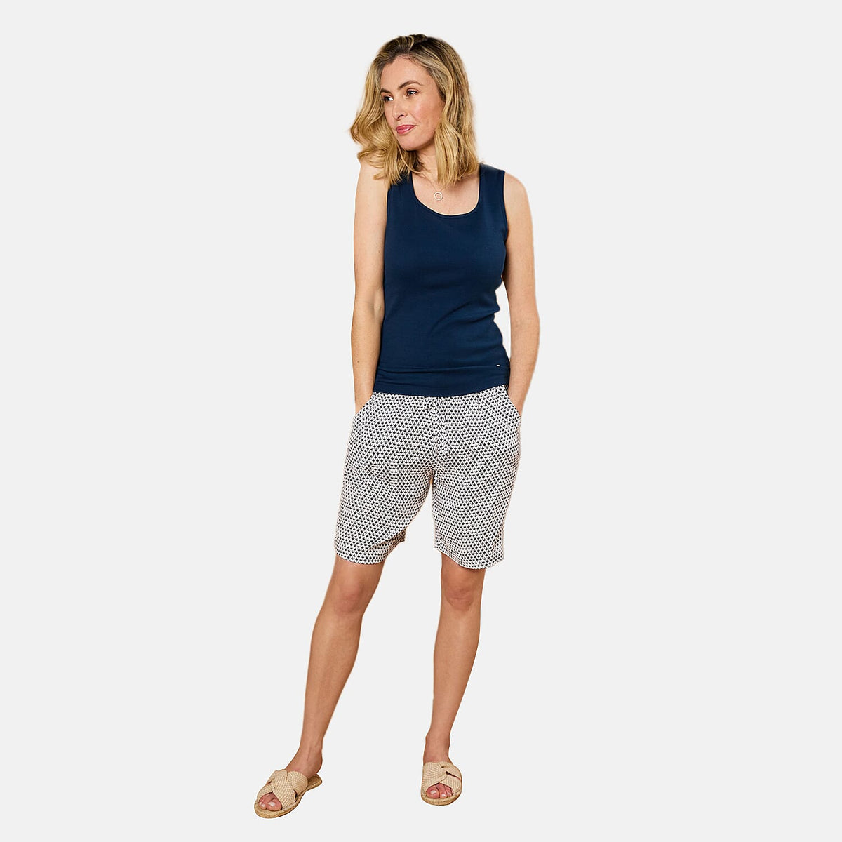 Emreco Elastic Waist Lightweight Shorts 7805790 1