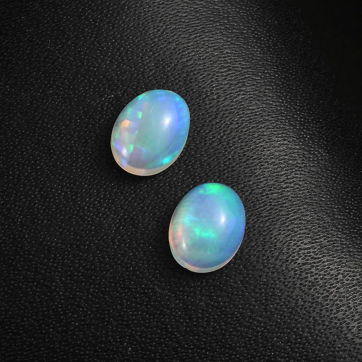 Set of 2 Ethiopian Opal Loose Gemstones in Oval Shape (8x6mm) 7932387 2
