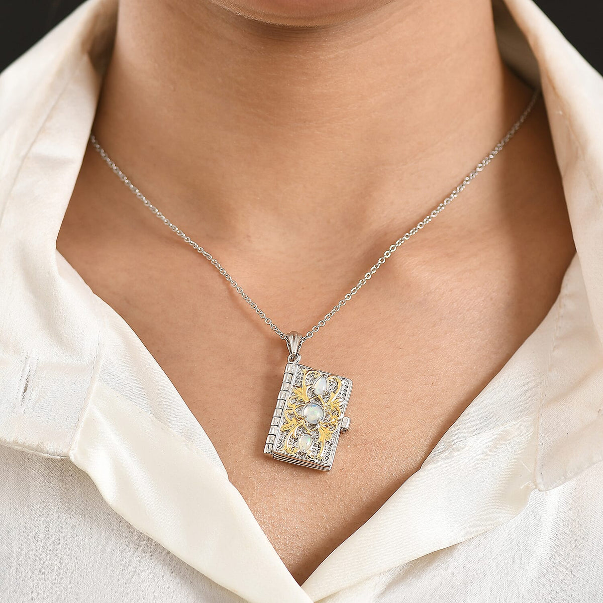 EverTrue Ethiopian Opal Bible Pendant with Chain (Size 20) V32700779 3