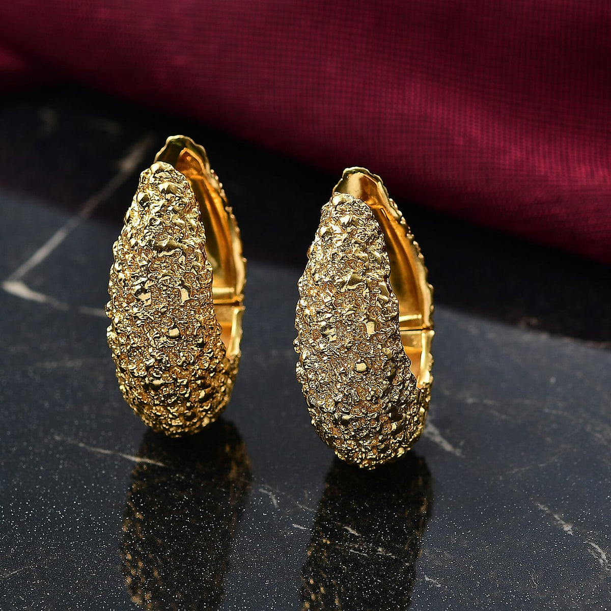 Designer Inspired Close Out Deal - Hoop Earrings in Yellow Gold Plated 8216008 2