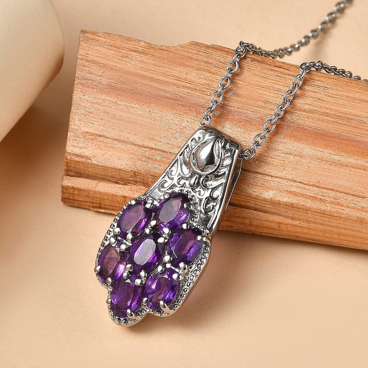 EverTrue Natural Zambian Amethyst Floral Cluster Pendant with Chain With Magnetic Clasp (Size 20) 3.00 Ct. V32520675 3