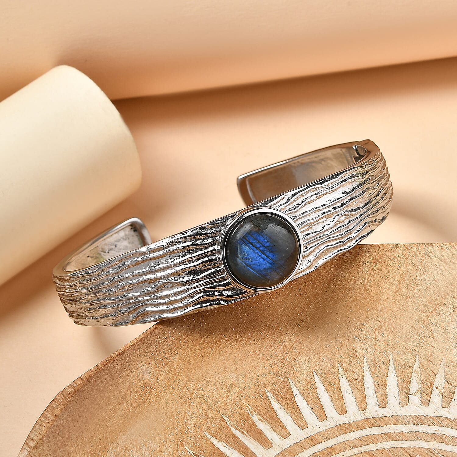 EverTrue Labradorite Cuff Bangle (Size - 7.5) 11.66 Ct. V32373747 3