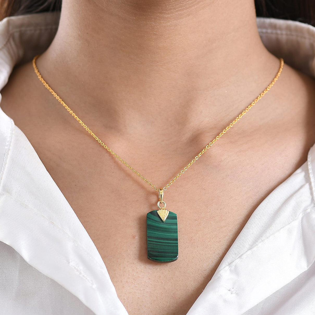 EverTrue Malachite Pendant with Chain (Size 20) in Yellow Gold Tone 25.06 Ct. 4426098 3