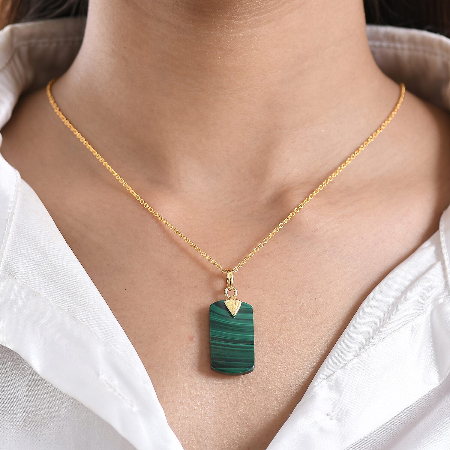 EverTrue Malachite Pendant with Chain (Size 20) in Yellow Gold Tone 25.06 Ct. 4426098 3