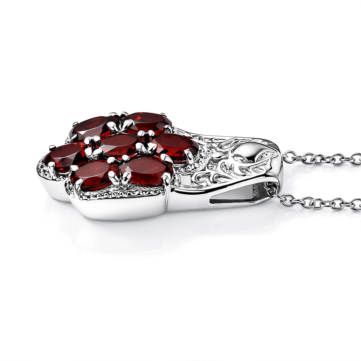 EverTrue Natural Mozambique Garnet Floral Cluster Pendant with Chain With Magnetic Clasp (Size 20) 4.19 Ct. 4460682 4