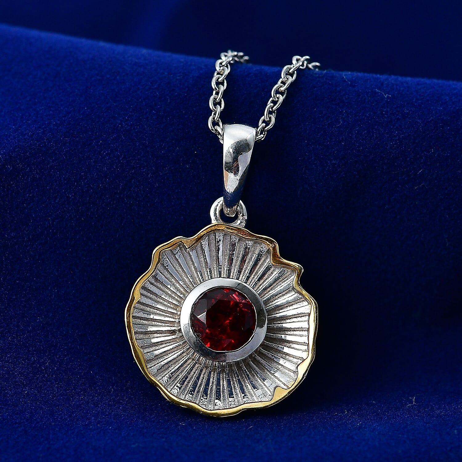 EverTrue - Red Garnet Solitaire Pendant with Chain (Size 20) in Yellow Pen Plating 1.02 Ct. V32488998 3