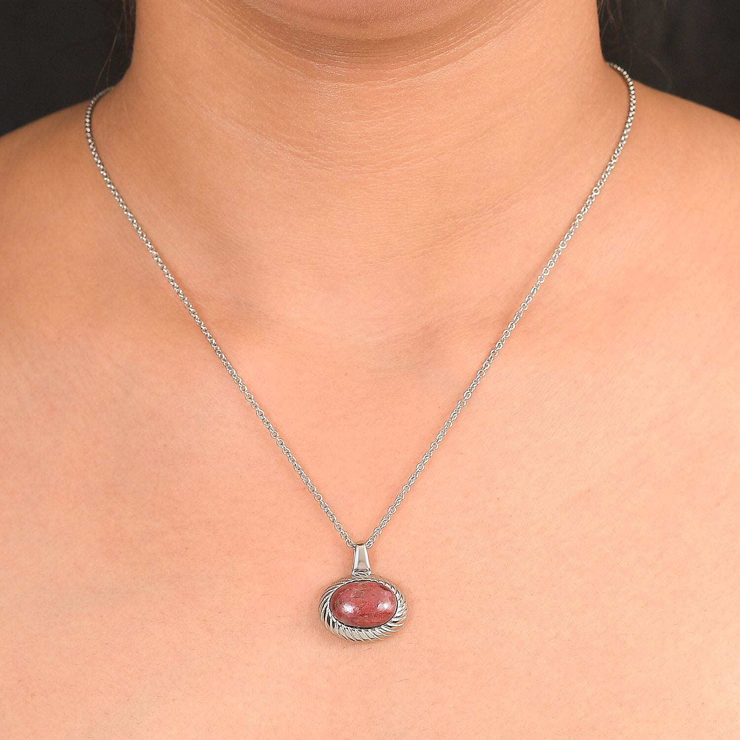 EverTrue Natural Thulite Pendant with Chain (Size 20) 8.36 Ct. 4421579 3